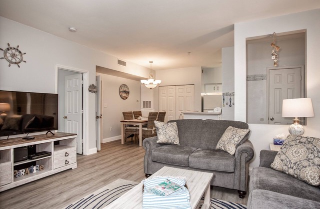 Charming, newly reno 1Bdrm condo, minutes from beautiful Clearwater Beach