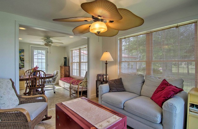 Charming Painter Home w/Chesapeake Bay Views