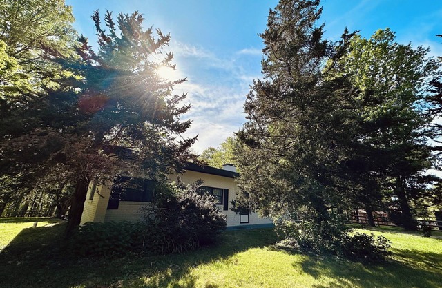 Charming private 2-bedroom house in South Asheville - pet-friendly