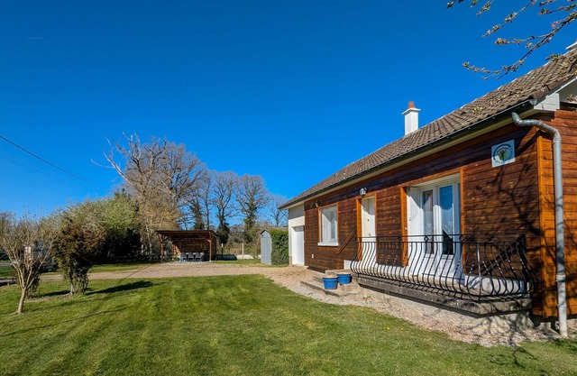 Charming Renovated House with Garden, Near Châteauroux – Ideal for Family Getaways
