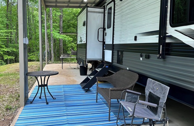 Charming RV in Lovely Oxford with AC, WiFi