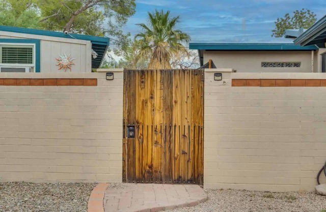 Charming Southwest Casita in East Tucson