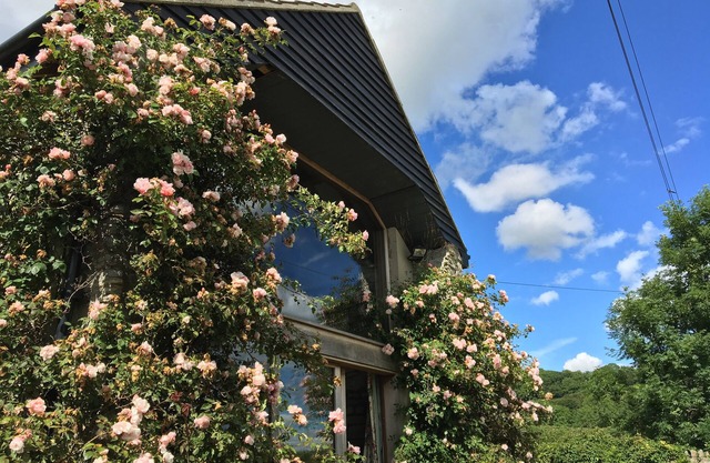 Charming stone barn conversion in Somerset