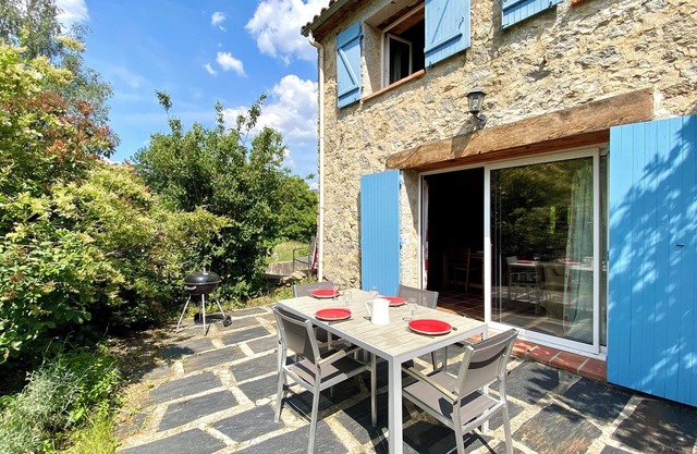 Charming stone cottage with swimming pool at the foot of Canigou - Conflent