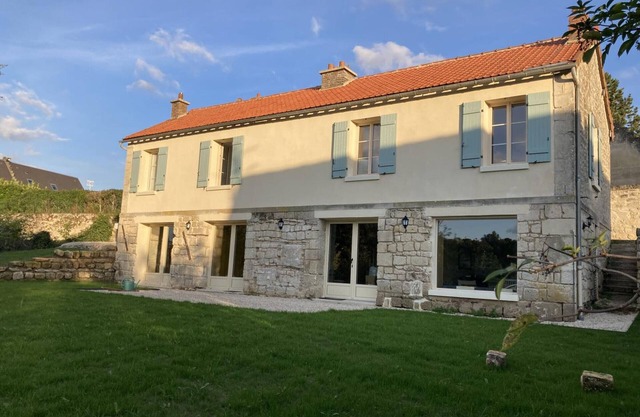 Charming Village House with Garden, Terrace, BBQ, WiFi, Near Historic Sites - Pet Friendly