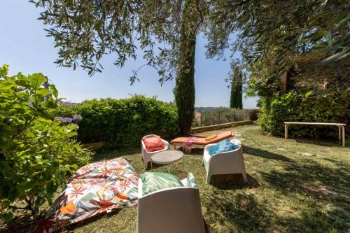 Charming village house in Opio