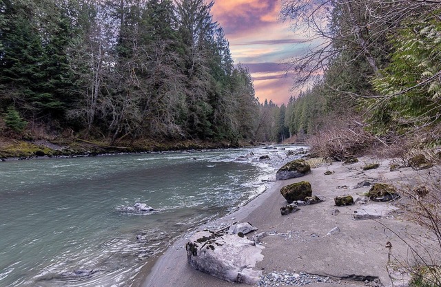 Chase's River Cabin - Hot-tub Firepit & Fireplace