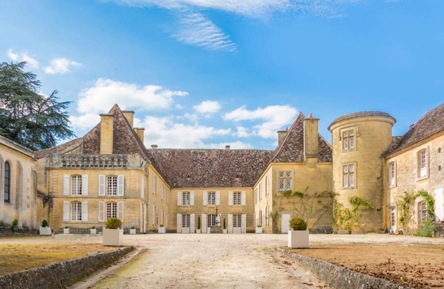Chateau De Cardou - Five Bedroom Castle, Sleeps 10
