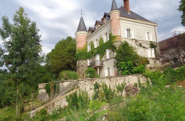 Chateau de Saint-Genix