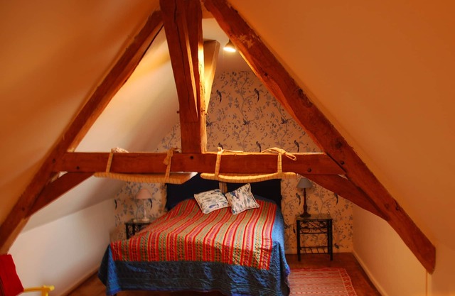 Chateau Igny, 17th century/"Tosca" Gite/sleeps 3 & your dog