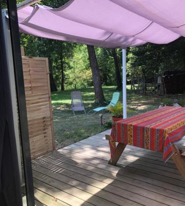 Chez Marie et Jean nature calme terrasse parking