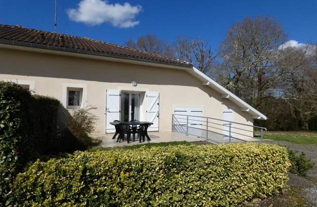 Chez Michel 2 - Angoume