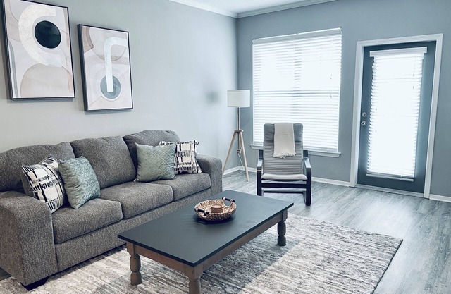 Chic 2-bedroom apartment with fitness room and AC in amazing Memphis