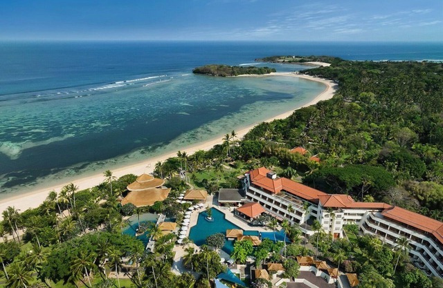 Chic 2-bedroom Apartment with swimming pool & fitness room in Nusa Dua, Bali