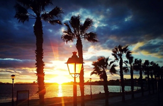 Chic Luxury Villa with HEATED private pool, sleeps 7 people