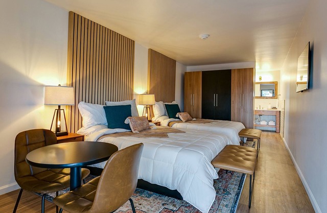 Chic Queen Room in Downtown Boutique Hotel – Walk to Shops, Dining & Attractions