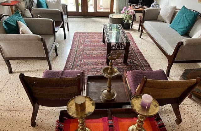 Chic South Delhi 3-bed penthouse apartment with pvt terrace - 5 mins from Metro