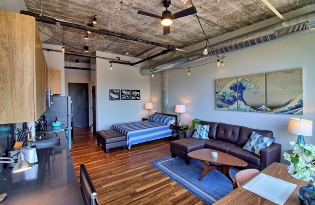 Chic Ultramodern Studio Loft w/Designer Features