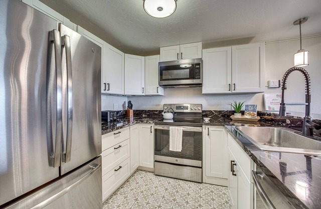 Chic Waikoloa Condo w/Lanai + Complex Pools!