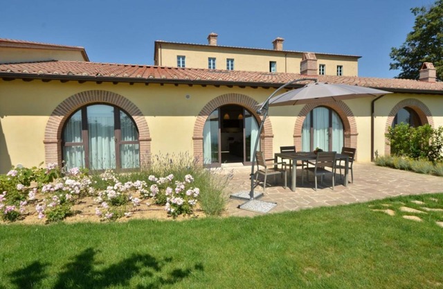 Cignella Villa Aquila in Resort with pool