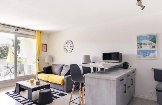 Cimiez Les Pins by Interhome