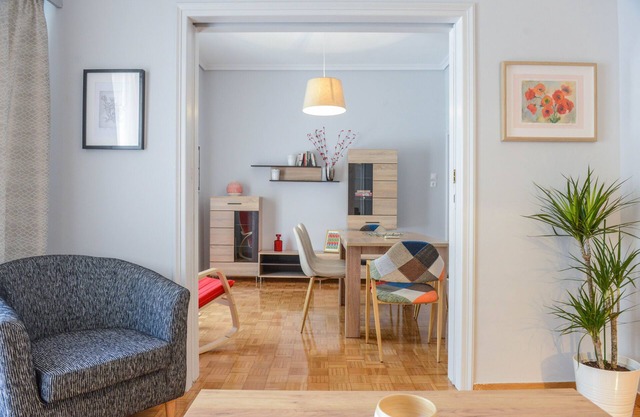 "City 17" is your home of 3 bedr in the center of Athens