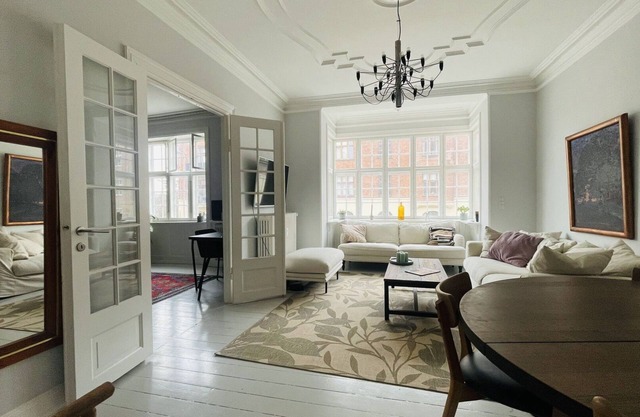 City Apartment in Hellerup with 2 bedrooms sleeps 4