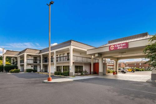 Clarion Inn Cleveland near University