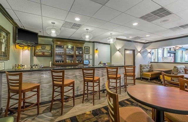 Clarion Inn Columbia Airport