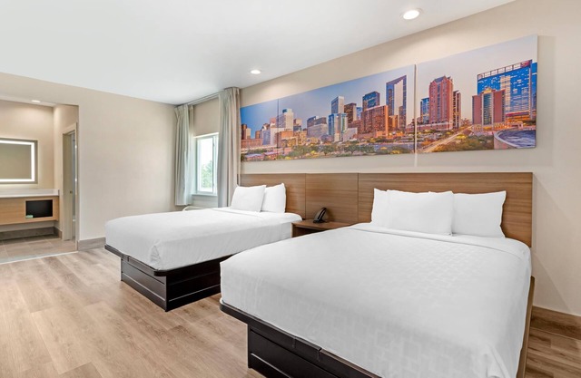 Clarion Pointe