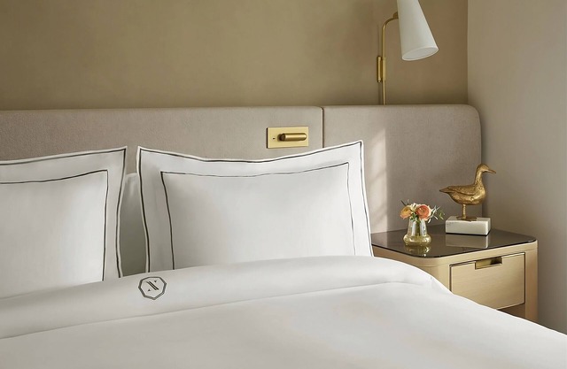 Classic 1 Bedroom Suite at The Newbury Boston!