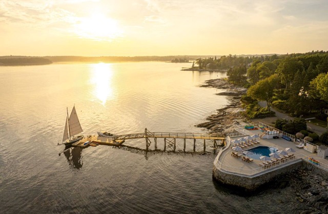 Classic 2Q Rm | Bright Charm | No Hidden Fees