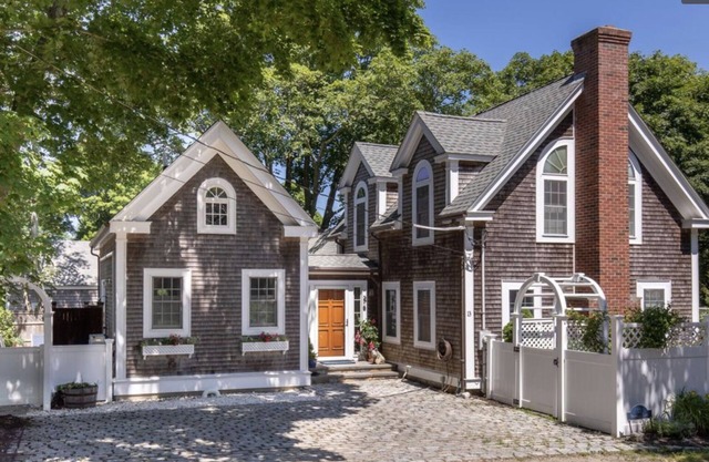 Classic Downtown Property