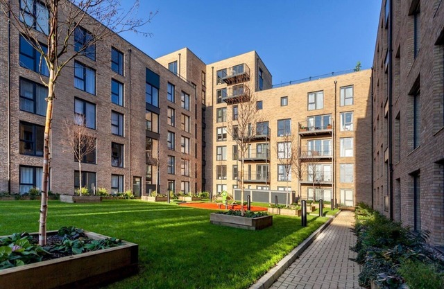 Classy Cricklewood Home