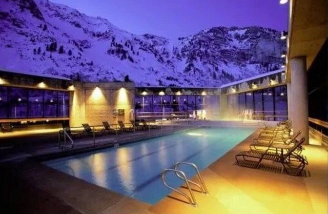 Cliff Lodge at Snowbird Ski-in/Ski-out - Spring Skiing 4/12/25 - 4/19/25