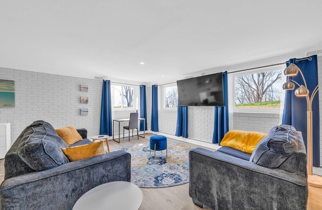 Cliffside Suite #3 - Seacliff Beach Suites