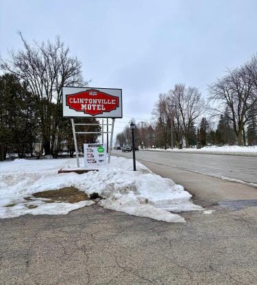 Clintonville Motel