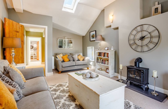 Clock Cottage - Luxury 2 bed Holiday Let