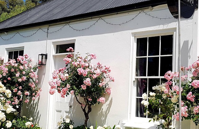 Clonmara Country House & Cottages
