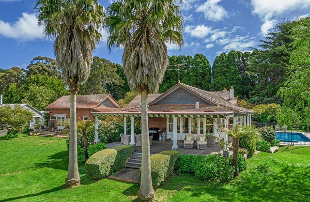 Cloudland Red Hill a timeless resort