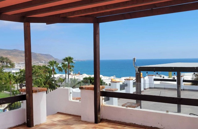 Coastal Bliss @ Casa Merino, the Gateway to Rosarito's Best Beaches and Wineries