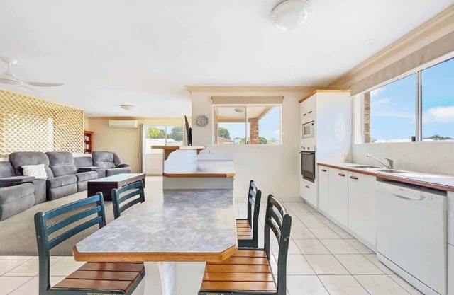 Coastal Comforts with Pumicestone Passage Views