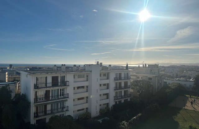 Cocon Azur 4 bedrooms 2 bathrooms panoramic sea view close to the beach