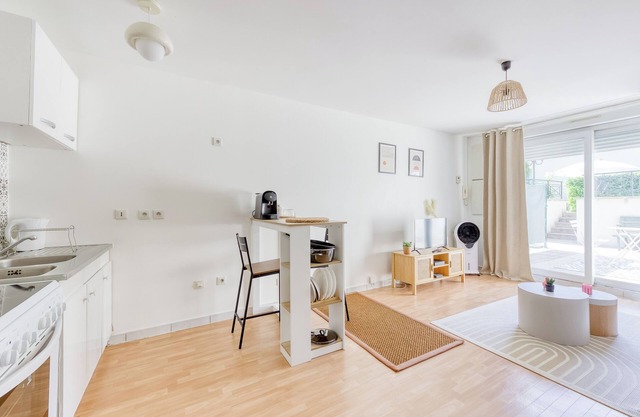 Cocon Urbain à deux pas de la défense - Terrace