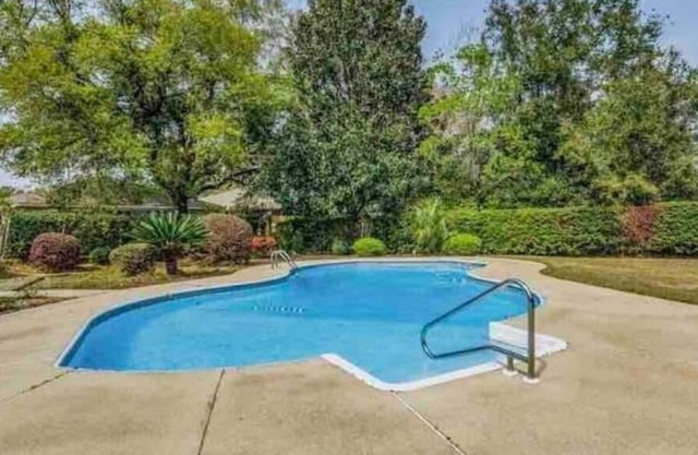 ‘Cola Cabana-Boho Dog Friendly Pool Home Snowbirds Welcome!