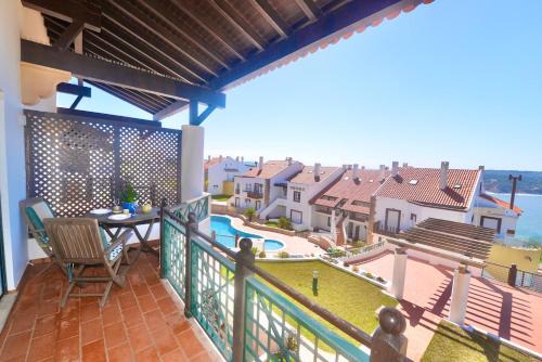 'Collasão' - Stunning Duplex with Pool & Sea Views
