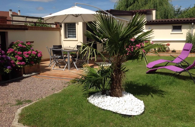 Come and visit Normandy, its tourist sites and enjoy the garden.