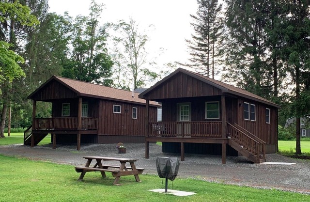 Come stay in a quiet country setting steps from the Delaware River.