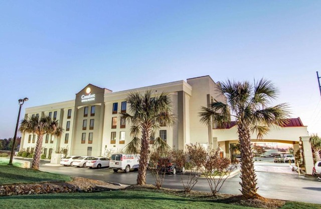 Comfort Inn & Suites Athens North