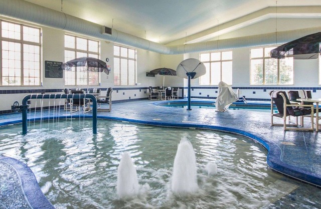 Comfort Inn & Suites Madison North